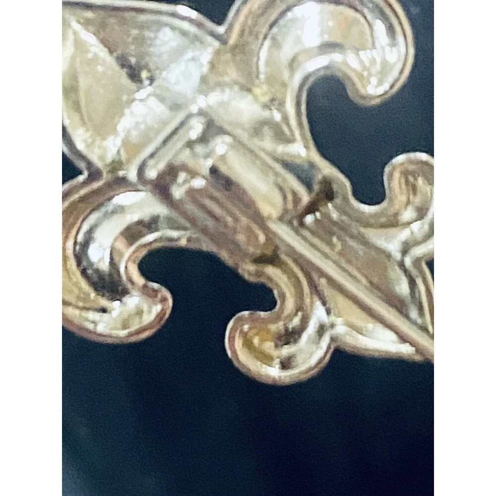 Vintage Fleur De Lis Stick Pin Lapel Pin Silver Tone French Lily Brooch Unisex